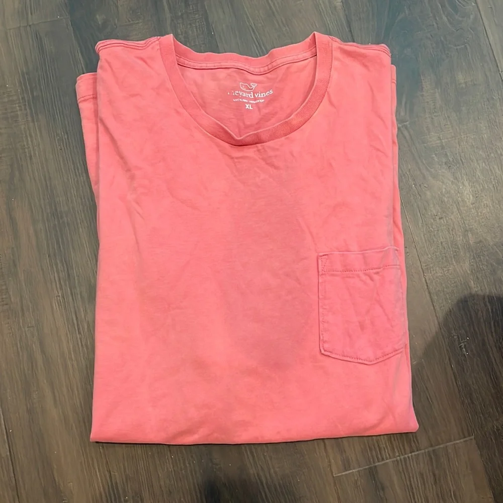 Vineyard Vines Boys short sleeve shirt size XL